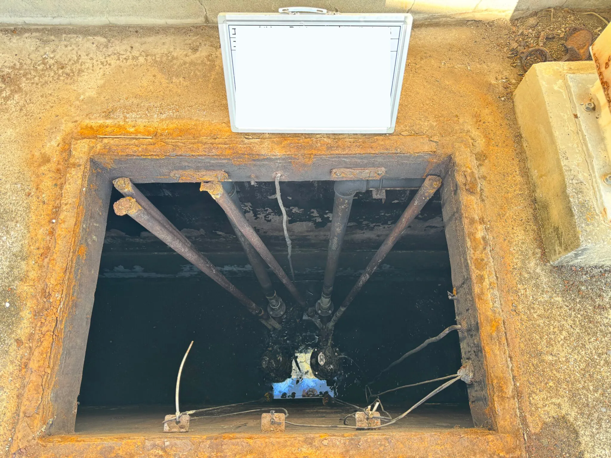 施工前の写真 排水ポンプ更新工事