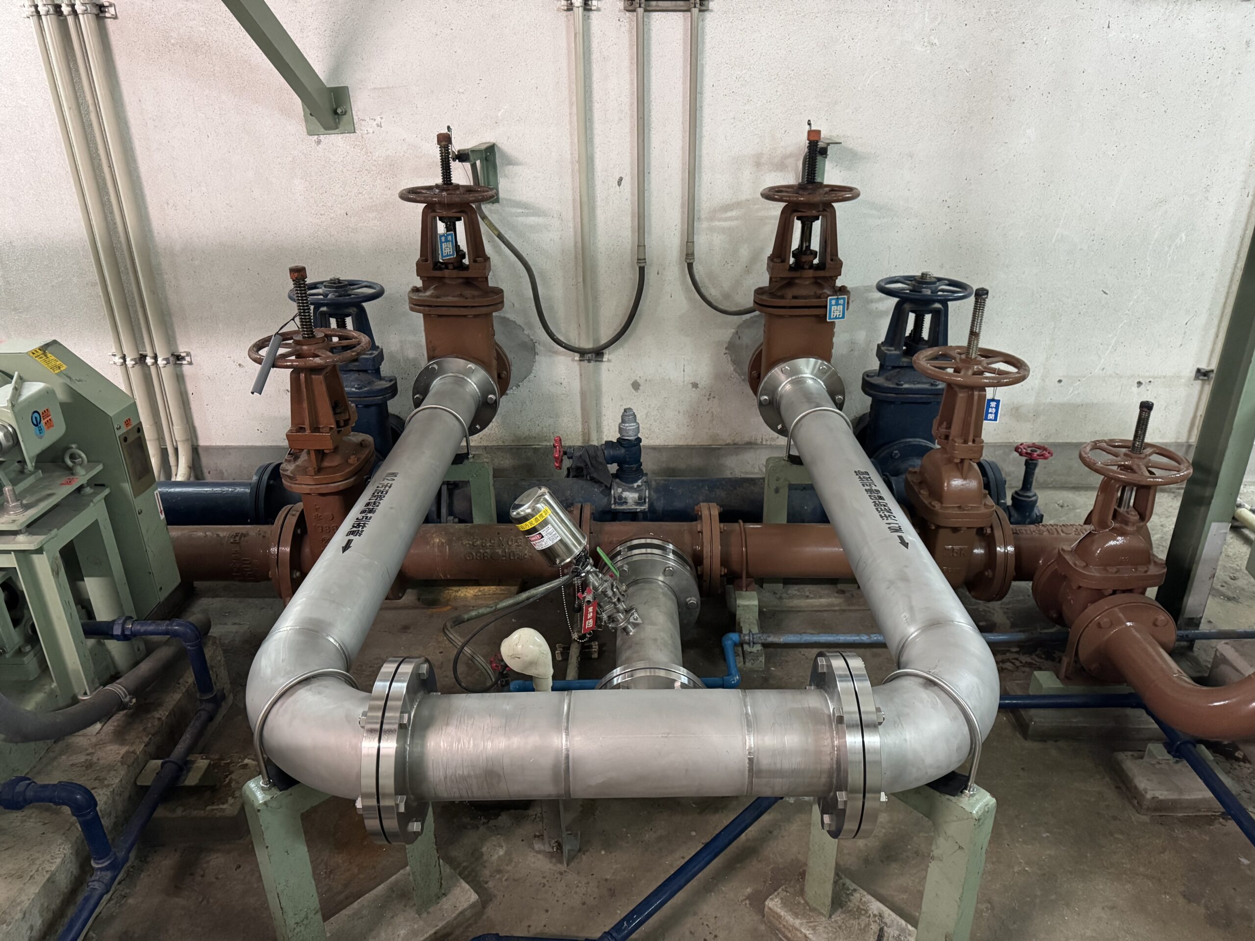 混合汚泥貯留槽引抜管工事