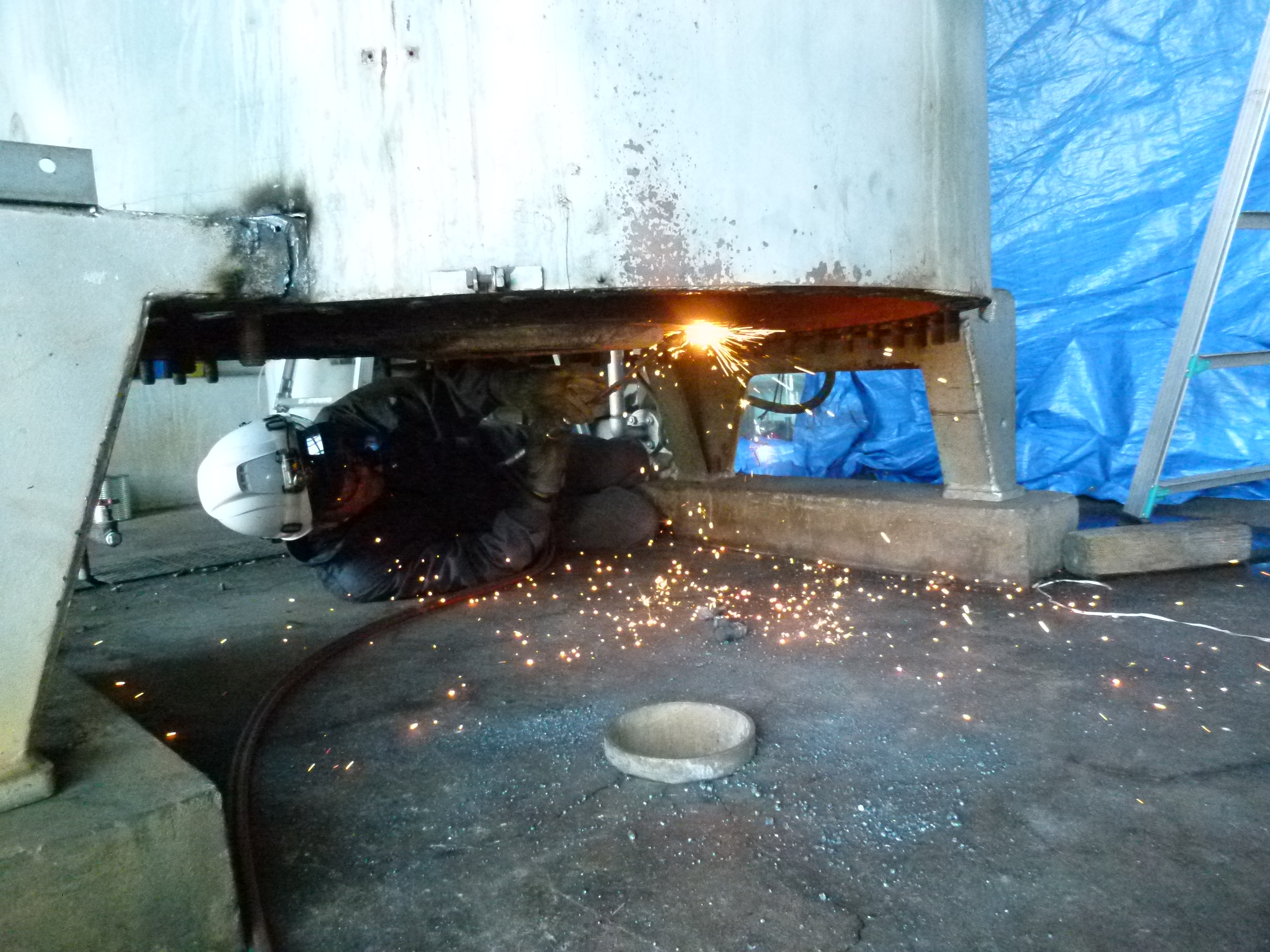 蒸気ボイラ更新工事 ①