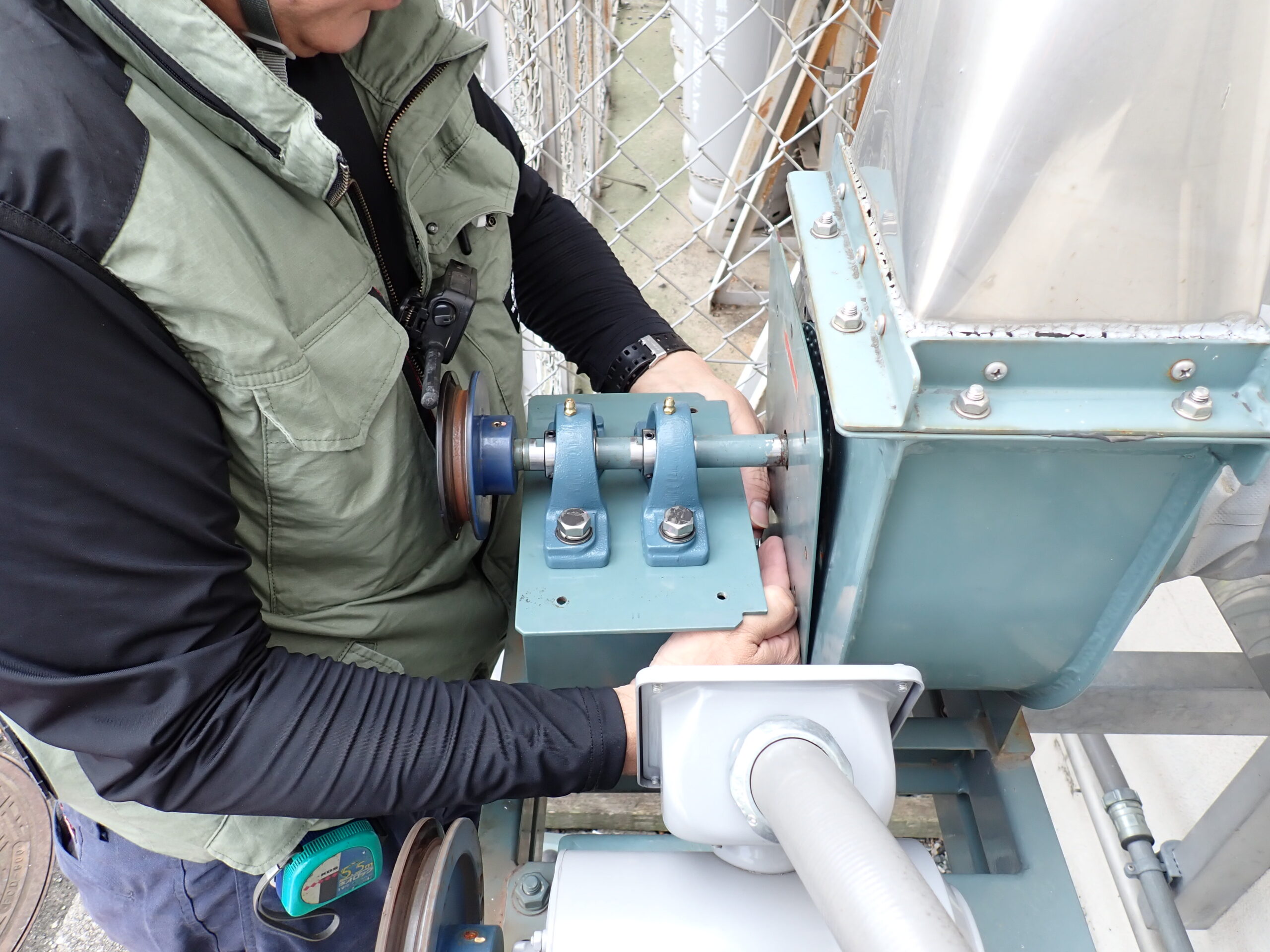 施工後の写真 空調用排気ファン部品交換修繕